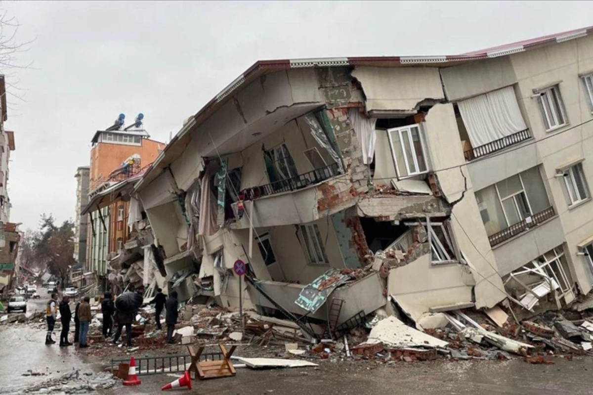JEOLOJİ M&Uuml;HENDİSLERİ ODASI&rsquo;NDAN 17 AĞUSTOS MESAJI: &lsquo;DİREN&Ccedil;Lİ YERLEŞİMLER KAMUSAL BİR ZORUNLULUKTUR&rsquo;