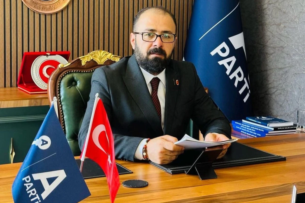 ‘KADES 8.6 MİLYON KADININ ÇIĞLIĞIDIR; KADINI UYGULAMAYLA DEĞİL, DEVLET GÜVENCESİYLE KORUYUN!’