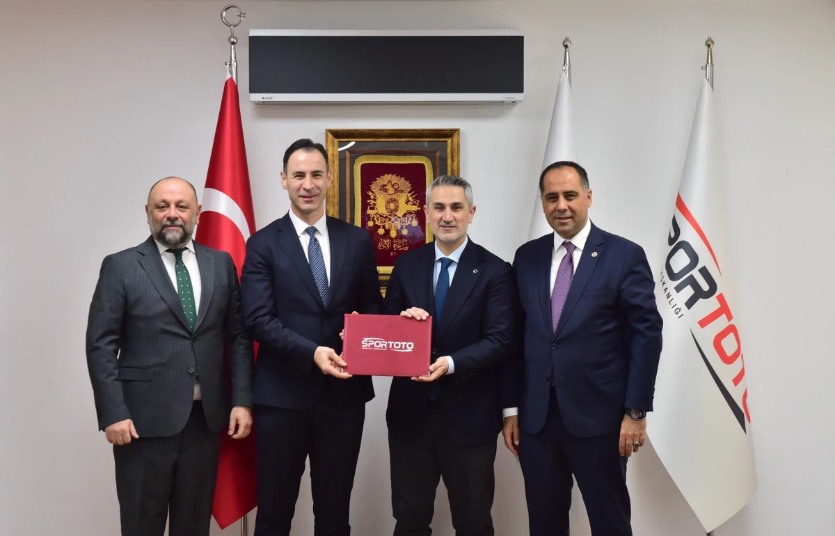 KIRATLI: &lsquo;MERSİN&rsquo;E YENİ BİR GEN&Ccedil;LİK KAMPI KAZANDIRIYORUZ&rsquo;