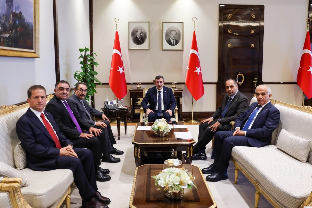 KIRATLI, TARIM SEKT&Ouml;R&Uuml;N&Uuml;N SORUNLARINI K&Uuml;LLİYE&rsquo;YE TAŞIDI