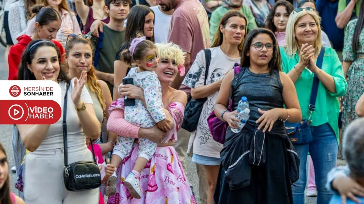 KUSHİMOTO SOKAK SANATÇILARI FESTİVALİ BU YIL DA ON BİNLERCE KİŞİYİ AĞIRLADI