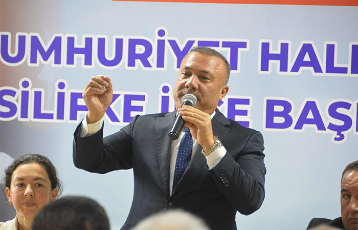 MEHMET SAYDAM SİLİFKE&rsquo;DEN SESLENDİ: &lsquo;&Ccedil;İFT&Ccedil;İYİ HOR G&Ouml;REN, YARINI ZOR G&Ouml;R&Uuml;R&rsquo;