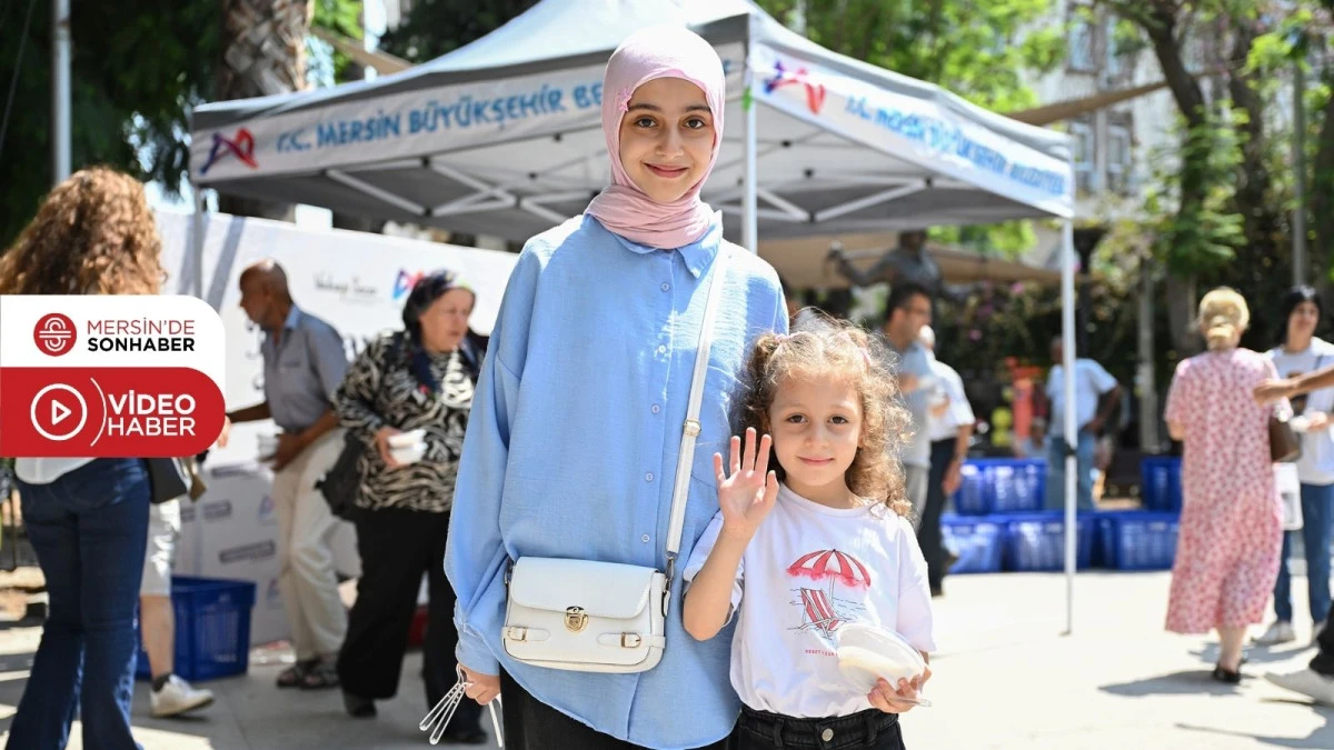MERSİN BÜYÜKŞEHİR BELEDİYESİ’NDEN 20 BİN KİŞİYE AŞURE İKRAMI 