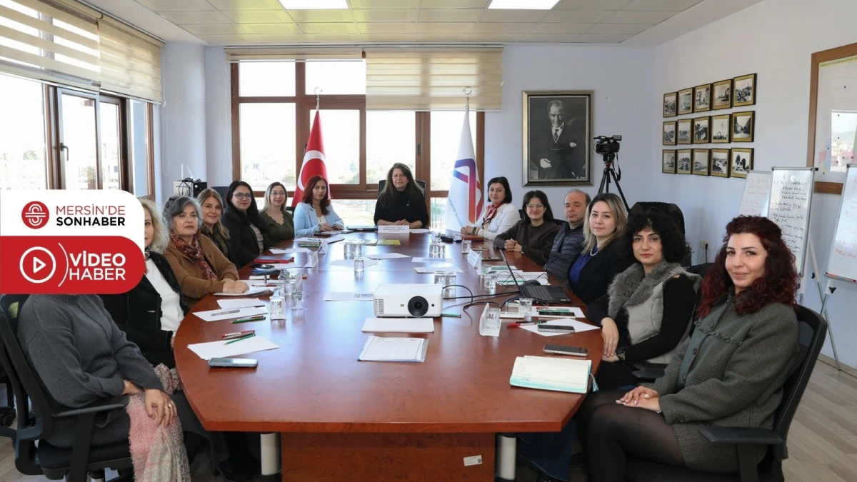 MERSİN B&Uuml;Y&Uuml;KŞEHİR &Ccedil;OCUK KONSEYİ TOPLANTILARI&rsquo;INDA &Ccedil;OCUKLAR İ&Ccedil;İN ORTAK AKIL OLUŞTURULUYOR 