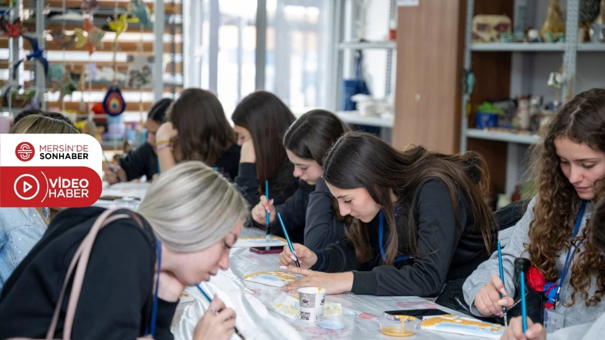 MERSİN B&Uuml;Y&Uuml;KŞEHİR ENGELSİZ YAŞAM MERKEZİ&rsquo;NDE &Ouml;ĞRENCİLER AYRIMCILIĞA KARŞI ORTAK MESAJ VERDİ