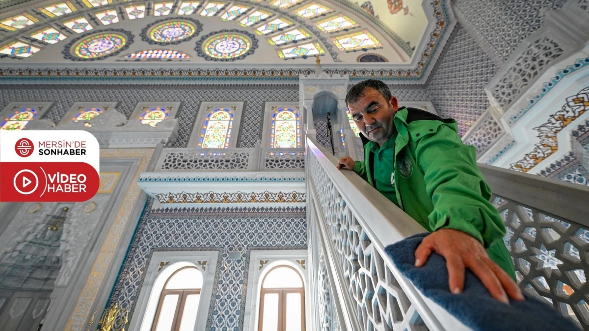 MERSİN B&Uuml;Y&Uuml;KŞEHİR&rsquo;DEN RAMAZAN AYI &Ouml;NCESİNDE İBADETHANELERİN TEMİZLİĞİNDE YOĞUN MESAİ 