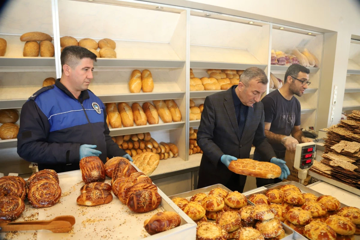 MERSİN DE HİJYEN KURALLARINA UYMAYAN FIRINA CEZA