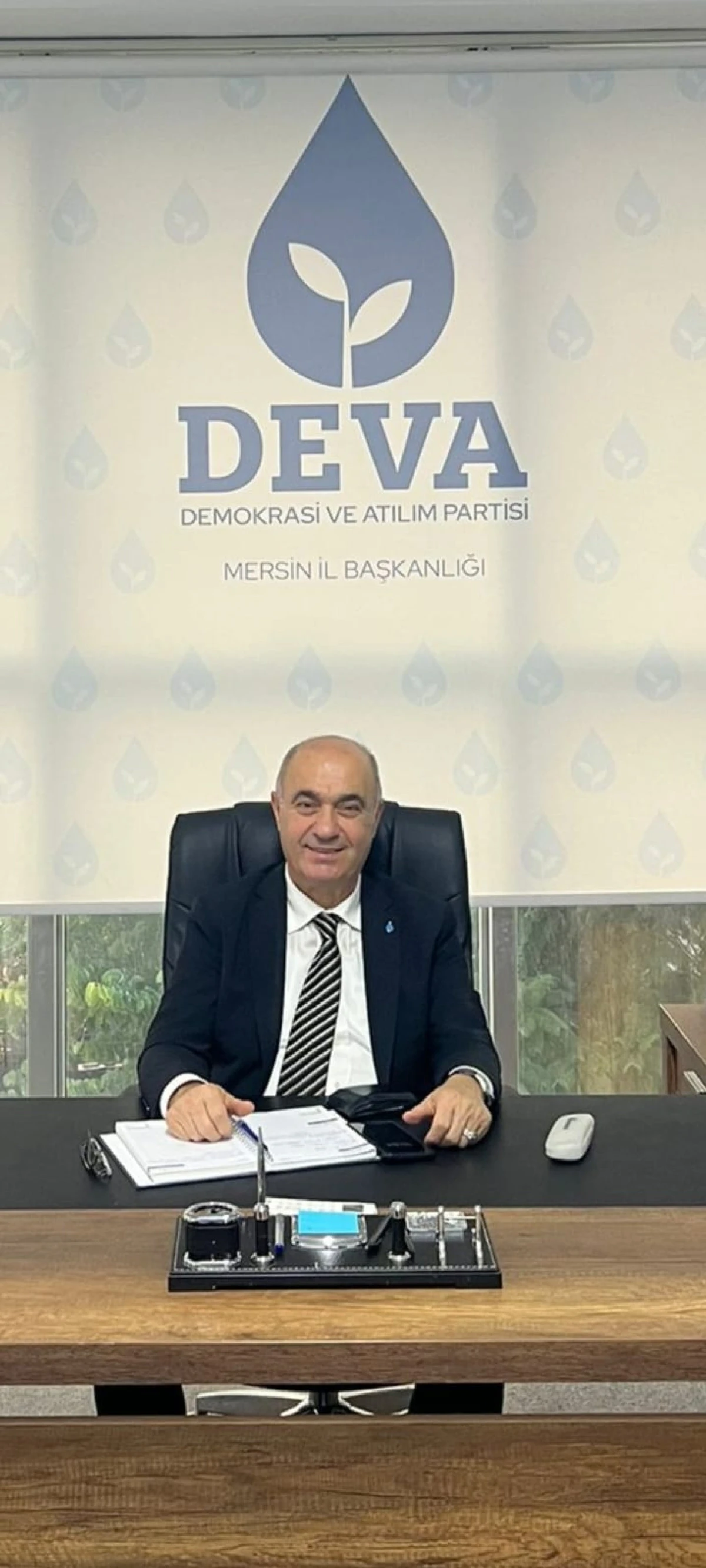 MERSİN İL BAŞKANI NECMİ AĞAOĞLU: &lsquo;GEN&Ccedil;LER UMUT BULAMADIĞI İ&Ccedil;İN MERSİN&rsquo;İ VE T&Uuml;RKİYE&rsquo;Yİ TERK EDİYOR&rsquo;