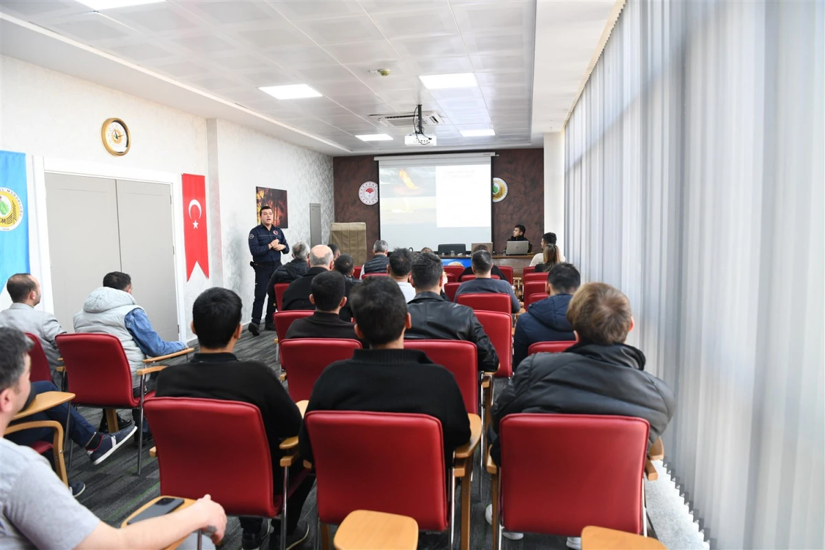 MERSİN ORMAN B&Ouml;LGE M&Uuml;D&Uuml;RL&Uuml;Ğ&Uuml;NDE ACİL DURUM EĞİTİMİ D&Uuml;ZENLENDİ