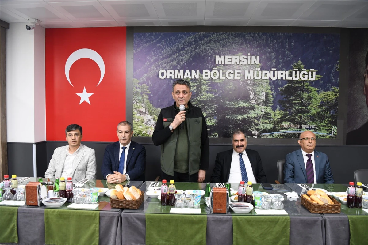 MERSİN ORMAN B&Ouml;LGE M&Uuml;D&Uuml;RL&Uuml;Ğ&Uuml;&rsquo;NDE GELENEKSEL İFTAR PROGRAMI D&Uuml;ZENLENDİ