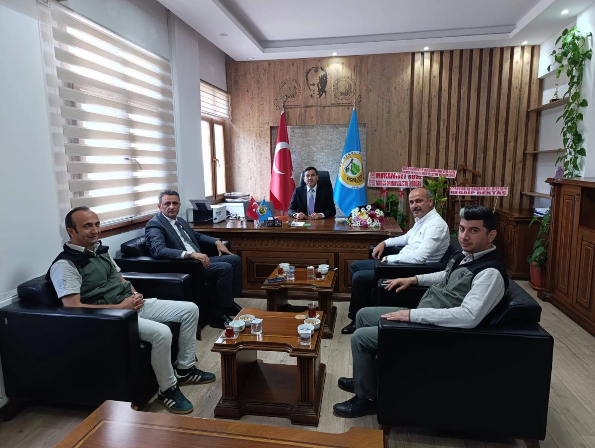  MERSİN ORMAN BÖLGE MÜDÜRÜ RİFAT ATAŞ’TAN ÇAMLIYAYLA ORMAN İŞLETME MÜDÜRÜ HASAN ŞEVK’E HAYIRLI OLSUN ZİYARETİ