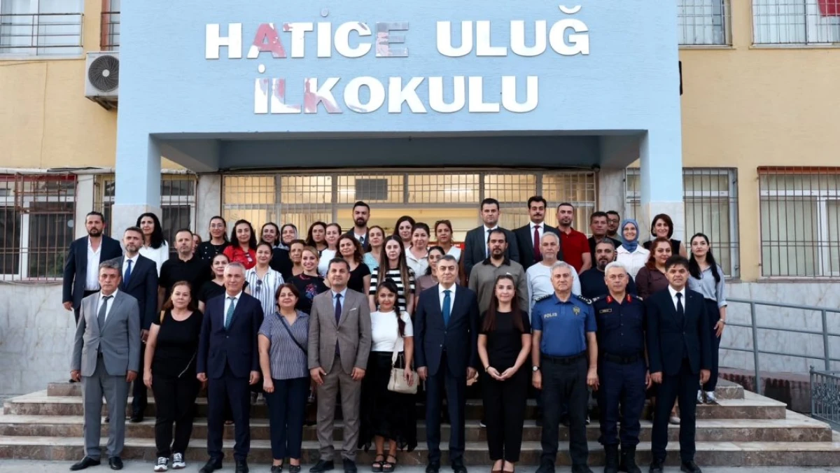 MERSİN VALİSİ ATİLLA TOROS, HATİCE ULUĞ İLKOKULUNU ZİYARET ETTİ