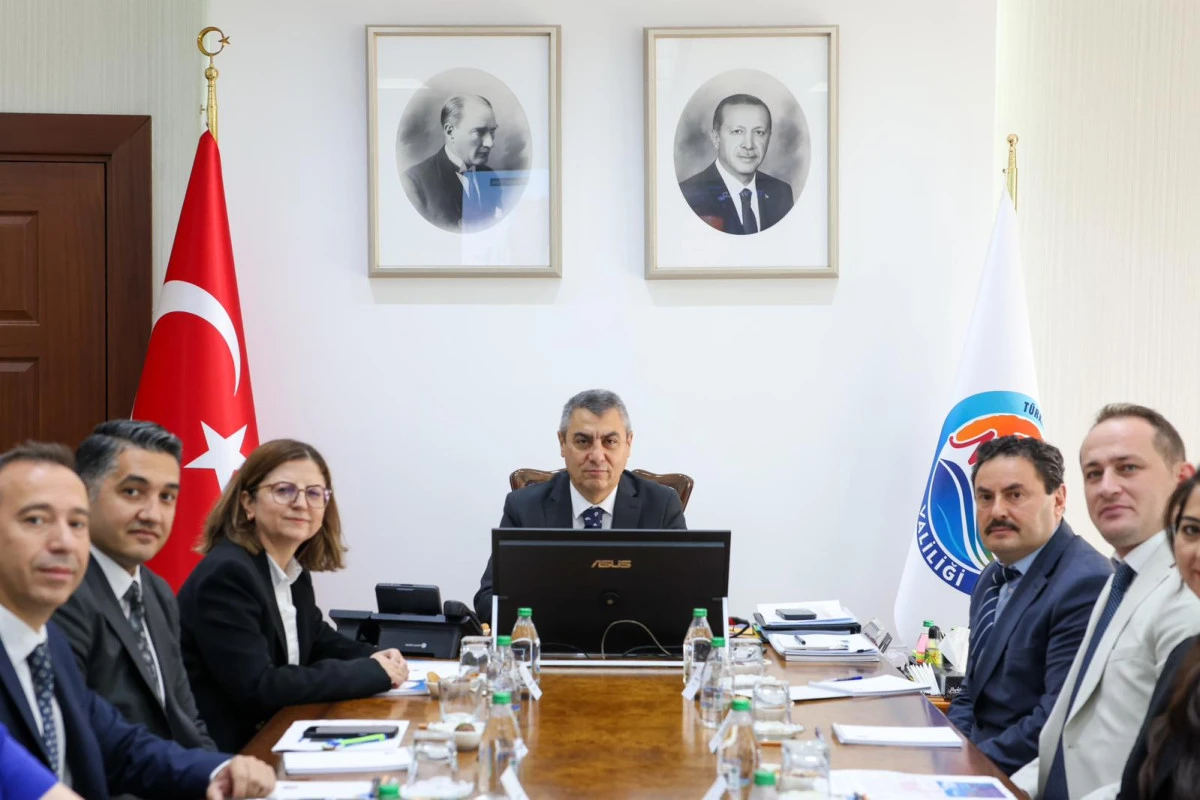 MERSİN VALİSİ ATİLLA TOROS, KENT GÜNDEMİNE YÖNELİK BİR DİZİ PROGRAMA KATILDI