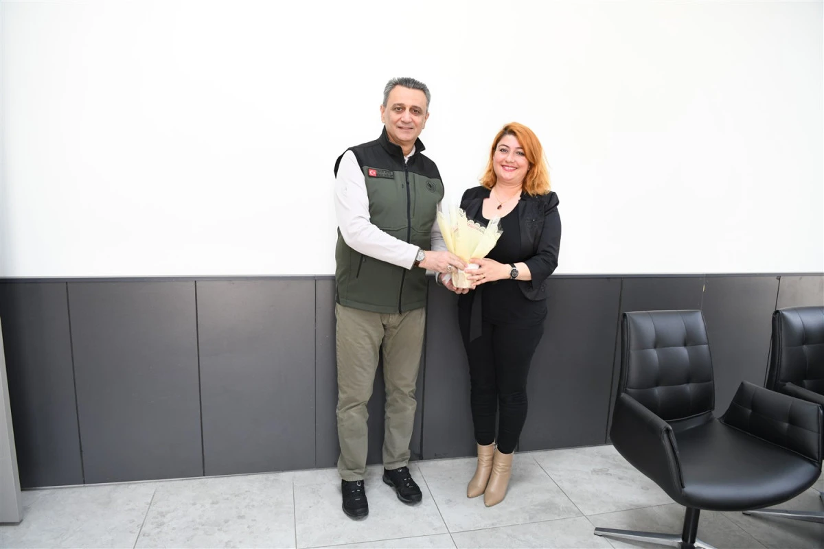 MERSİN&rsquo;DE AVUKATLAR G&Uuml;N&Uuml; ZİYARETİ