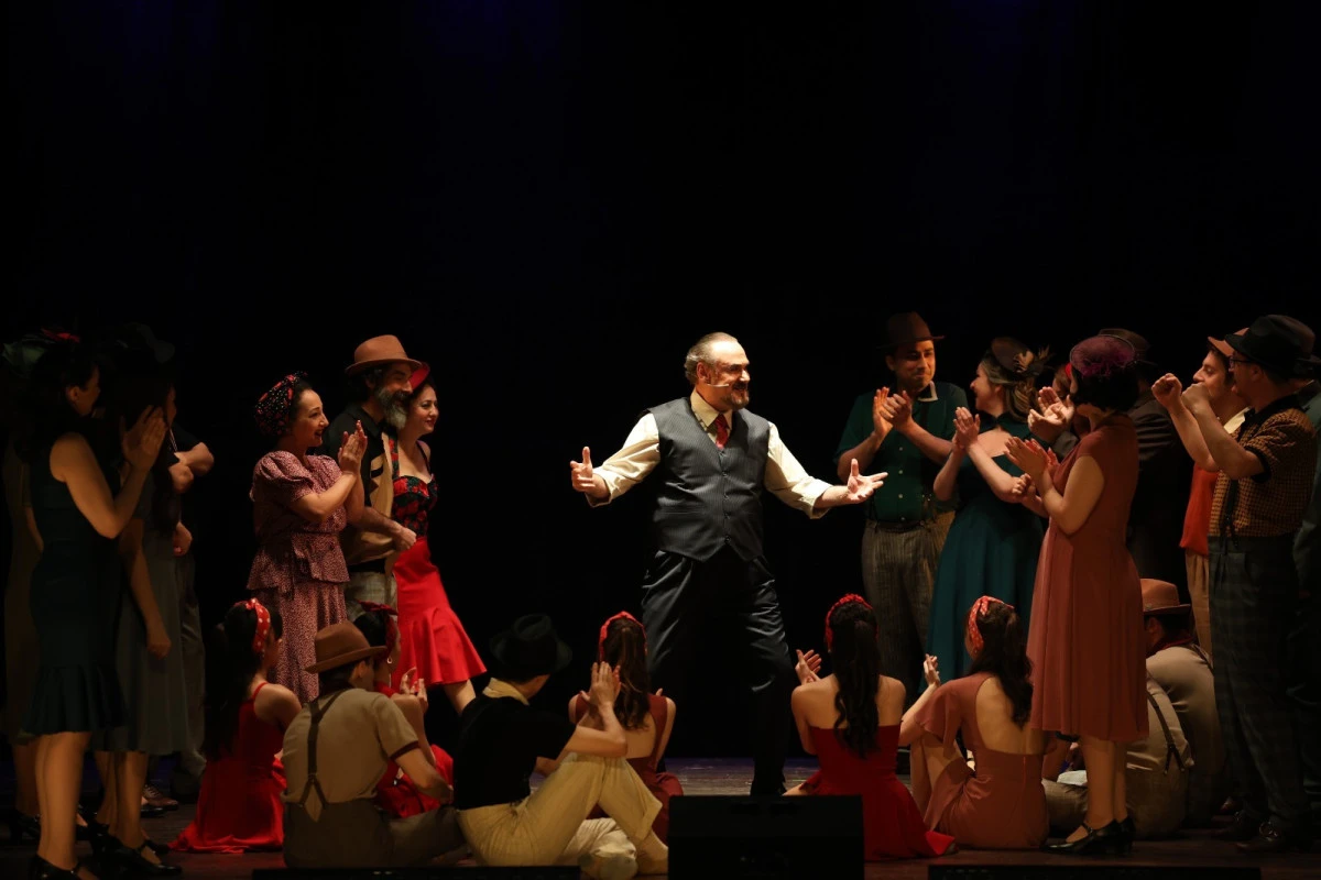 MERSİN&rsquo;DE BROADWAY R&Uuml;ZG&Acirc;RI ESECEK: &lsquo;KİSS ME KATE&rsquo; SAHNEYE &Ccedil;IKIYOR