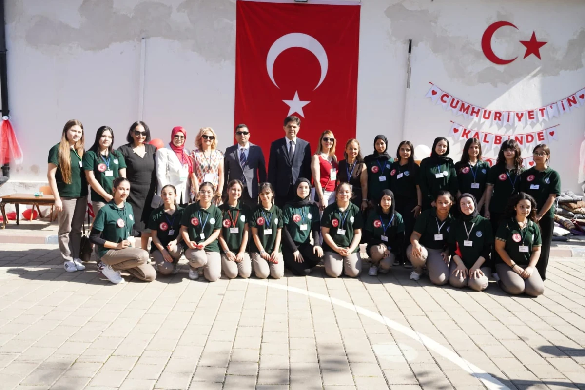 MERSİN&rsquo;DE CUMHURİYET BAYRAMI KAPSAMINDA &Ccedil;OCUKLARA &Ouml;ZEL ETKİNLİK D&Uuml;ZENLENDİ