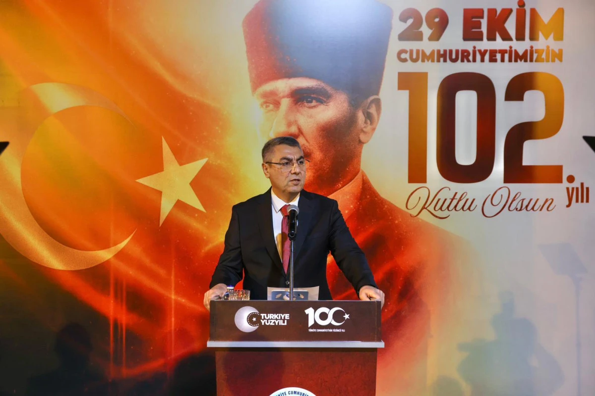 MERSİN’DE CUMHURİYETİN 102. YILI KUTLANDI