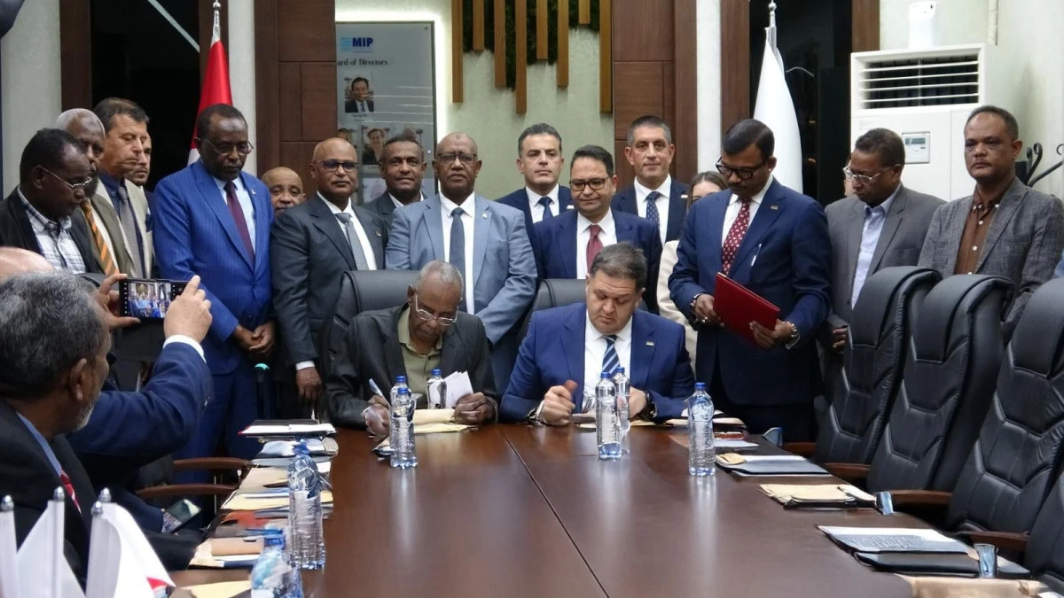 MERSİN&rsquo;DE DİPLOMASİ, EKONOMİ VE G&Uuml;VENLİK G&Uuml;NDEMİ YOĞUNDU