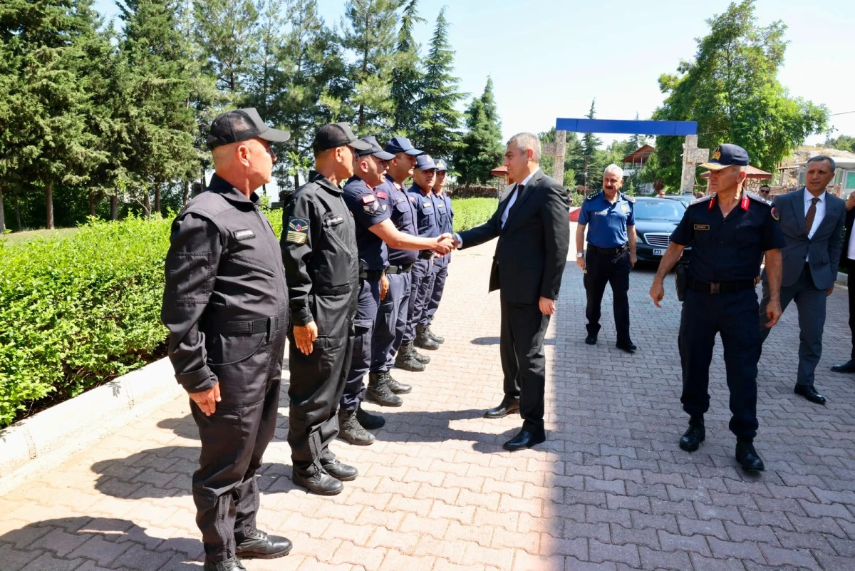 MERSİN&rsquo;DE G&Uuml;VENLİK, 15 TEMMUZ ANMA PROGRAMLARI VE RESM&Icirc; ZİYARETLER GER&Ccedil;EKLEŞTİRİLDİ