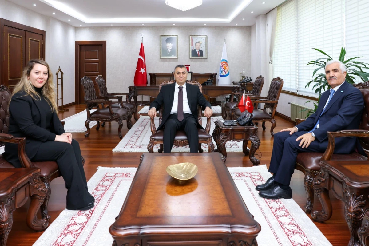 MERSİN’DE GÜVENLİK ÇALIŞMALARI SÜRÜYOR; VALİ TOROS, DATÜB HEYETİNİ KABUL ETTİ