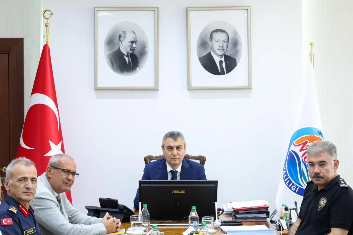 MERSİN’DE GÜVENLİK VE KOORDİNASYON TOPLANTILARI GERÇEKLEŞTİRİLDİ