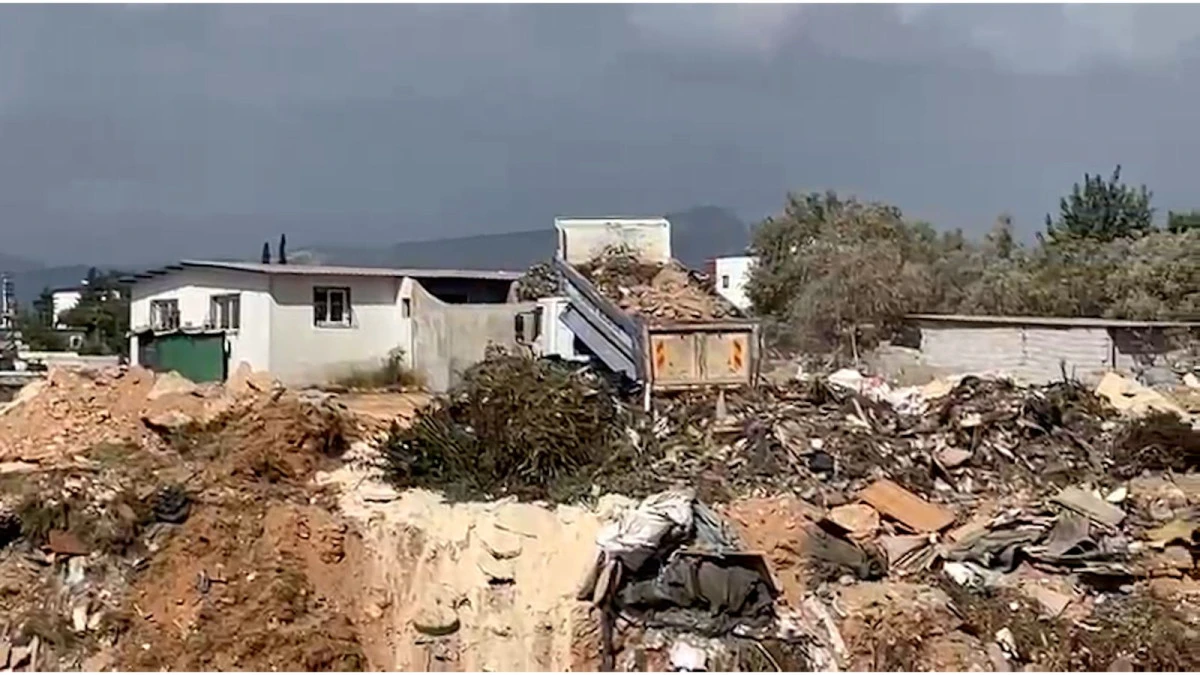 MERSİN&rsquo;DE HAVA KİRLİLİĞİ ALARM VERİYOR: PM10 SINIRLARI YILIN B&Uuml;Y&Uuml;K B&Ouml;L&Uuml;M&Uuml;NDE AŞILDI