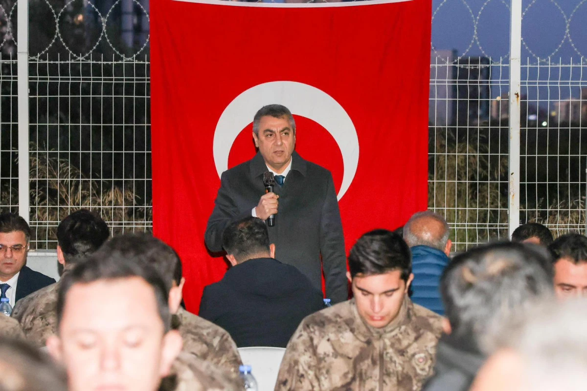 MERSİN&rsquo;DE İDARİ PROGRAMLAR, ZİYARETLER VE SOSYAL ETKİNLİKLER GER&Ccedil;EKLEŞTİRİLDİ