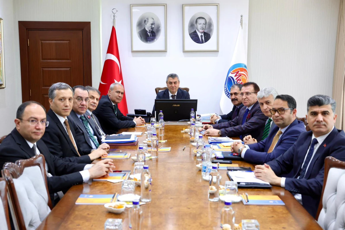 MERSİN&rsquo;DE KAMU HİZMETLERİ, G&Uuml;VENLİK VE DENETİMLER MASAYA YATIRILDI