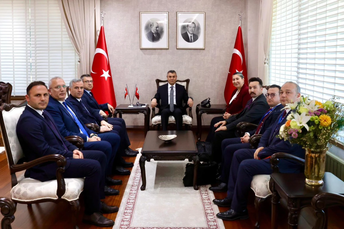 MERSİN&rsquo;DE KAMU Y&Ouml;NETİMİ, G&Uuml;VENLİK VE SOSYAL HİZMETLERE Y&Ouml;NELİK &Ccedil;ALIŞMALAR S&Uuml;R&Uuml;YOR