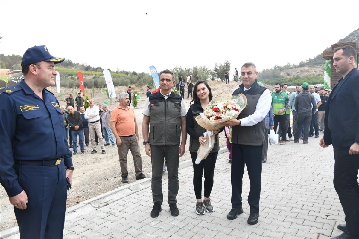 MERSİN’DE MİLLÎ AĞAÇLANDIRMA GÜNÜ KAPSAMINDA BİNLERCE FİDAN TOPRAKLA BULUŞTU