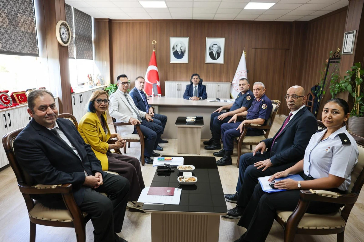 MERSİN&rsquo;DE OKUL BAH&Ccedil;E G&Ouml;REVLİLERİNİN ALIM S&Uuml;RECİ G&Ouml;R&Uuml;Ş&Uuml;LD&Uuml;