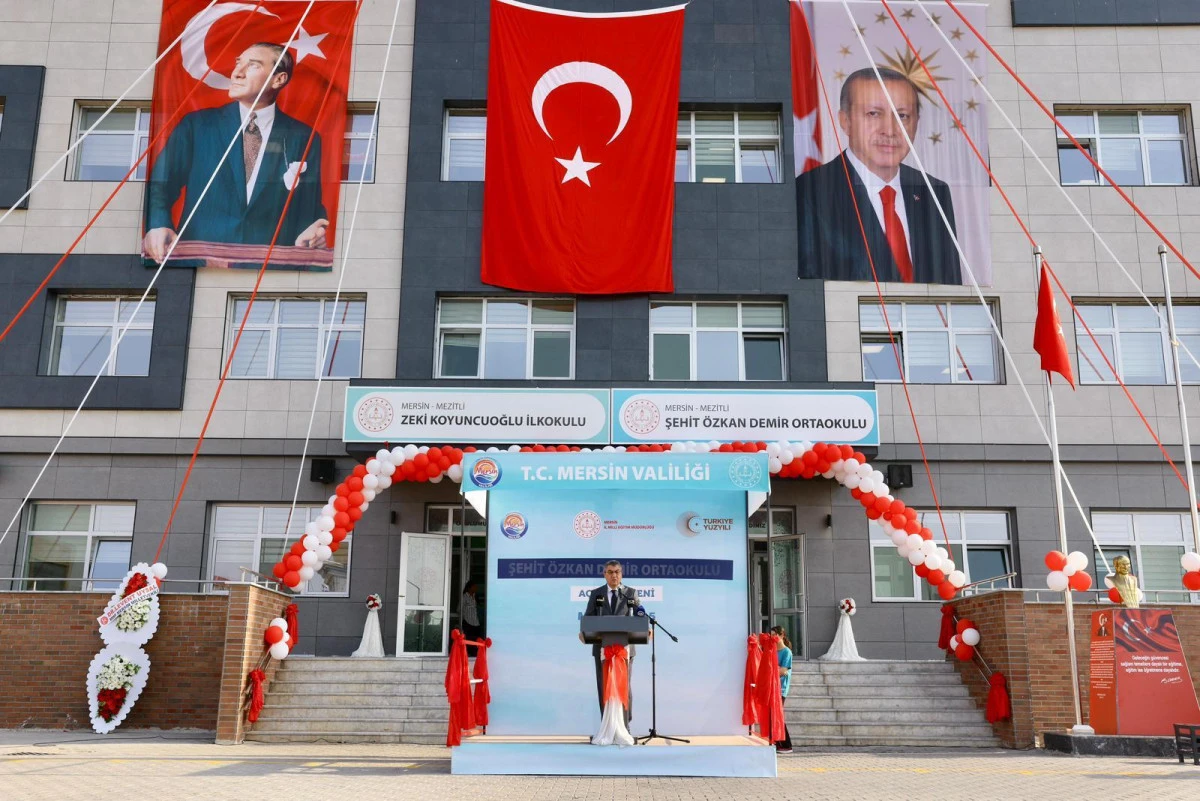 MERSİN’DE ŞEHİT ÖZKAN DEMİR ORTAOKULU AÇILDI, SAĞLIK TURİZMİ DEĞERLENDİRME TOPLANTISI GERÇEKLEŞTİRİLDİ