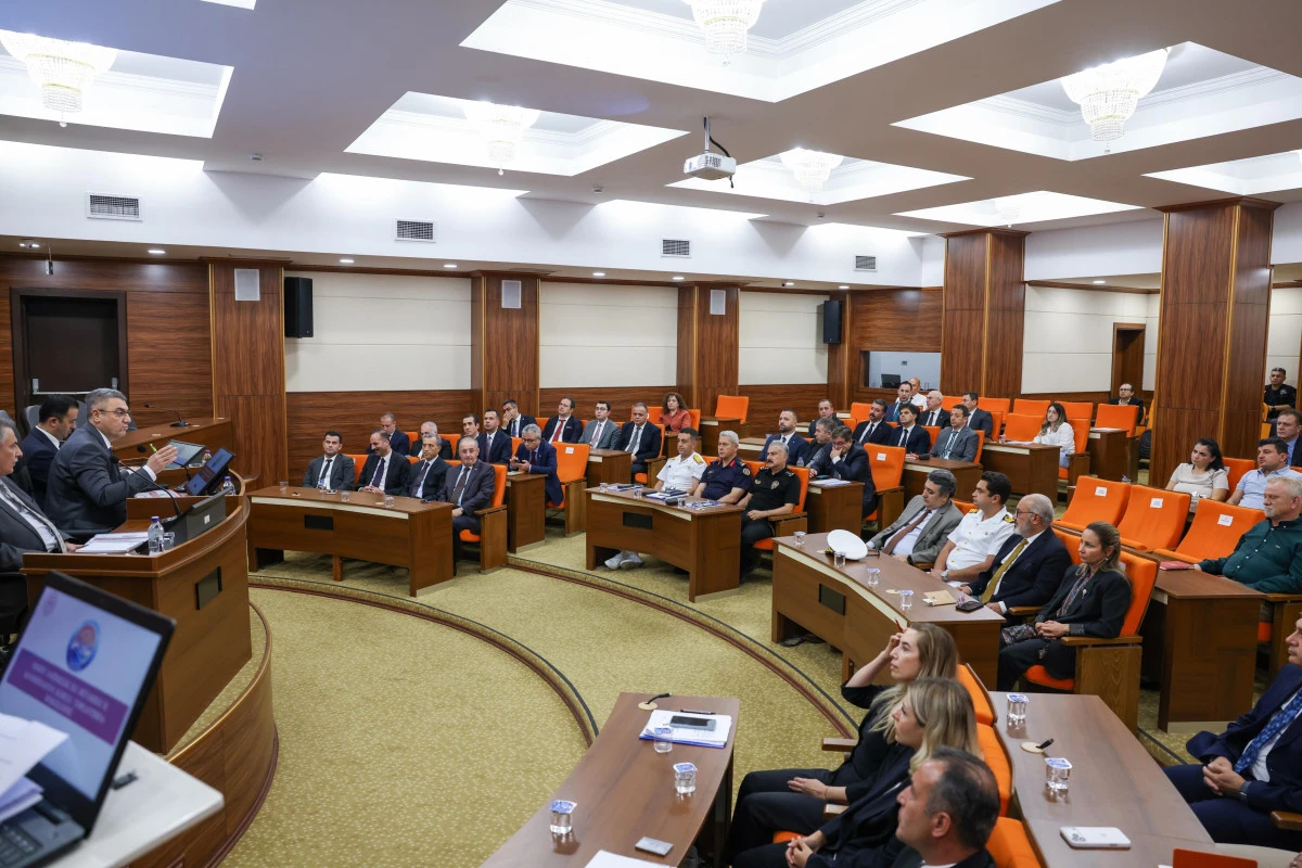MERSİN&rsquo;DE TAŞKIN VE BAĞIMLILIKLA M&Uuml;CADELE TOPLANTILARI GER&Ccedil;EKLEŞTİRİLDİ