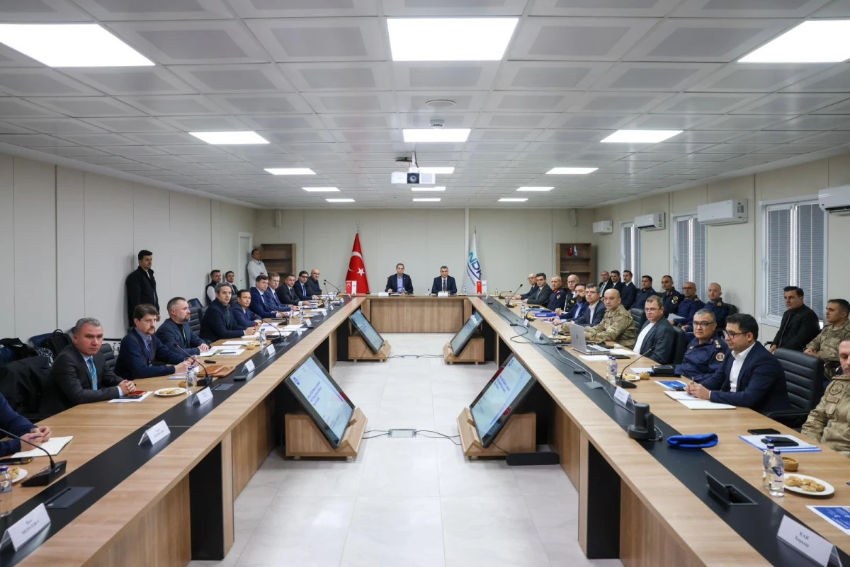 MERSİN&rsquo;DE TOPLANTILAR VE ZİYARETLER GER&Ccedil;EKLEŞTİRİLDİ