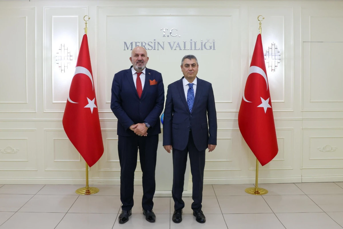 MERSİN&rsquo;DE VALİLİK G&Uuml;NDEMİ YOĞUN: ZİYARETLER, İNCELEMELER VE BAYRAM ETKİNLİKLERİ BİR ARADA