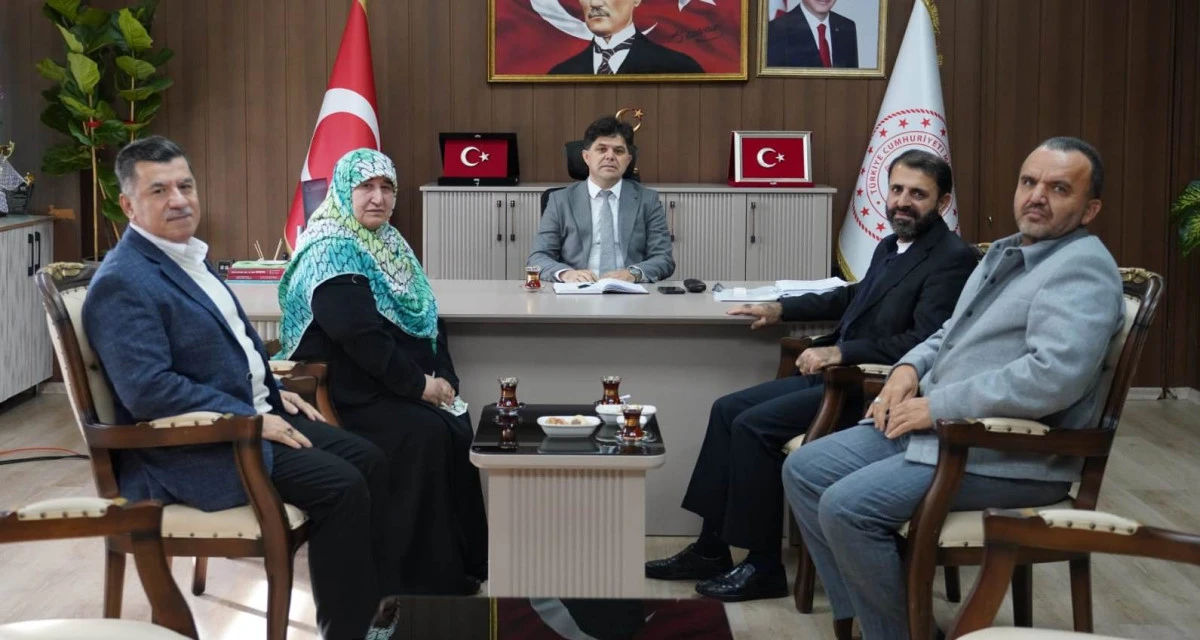 MERSİNG&Uuml;C&Uuml;'NDEN &Ouml;ZDEMİRCİ'YE ZİYARET