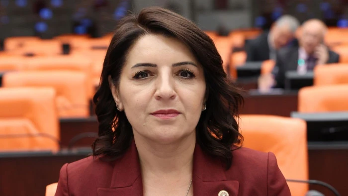 MERSİNLİ &Uuml;RETİCİ BATTI, BAKANLIK CEVAP VERMEDİ