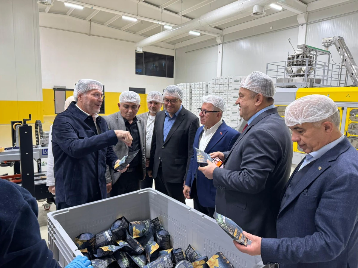 MHP MERSİN MİLLETVEKİLİ DR. LEVENT UYSAL&rsquo;DAN MERSİN&rsquo;DE RAMAZAN MESAİSİ: SANAYİ, &Uuml;RETİM VE BİRLİK VURGUSU