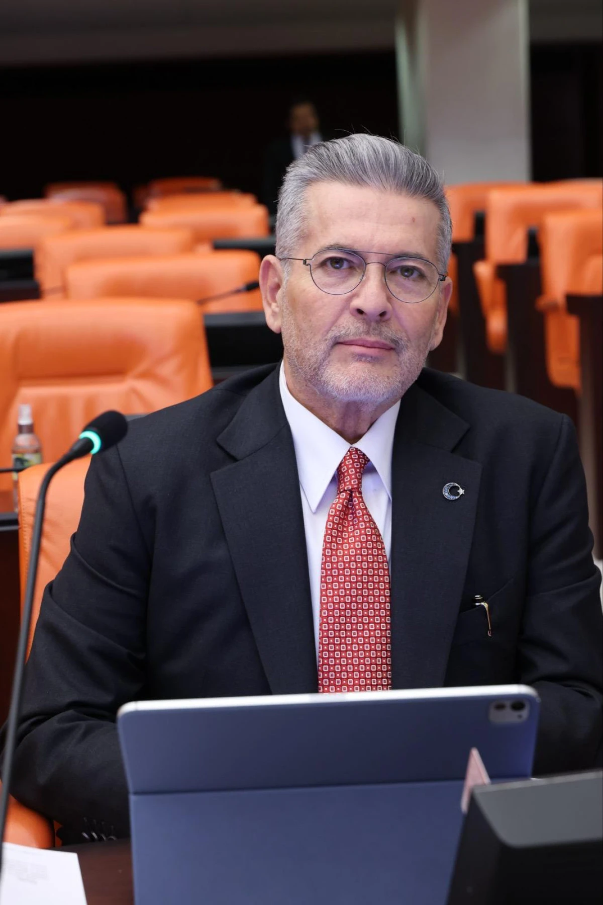 MHP&rsquo;Lİ LEVENT UYSAL&rsquo;DAN KIRSALA DESTEK A&Ccedil;IKLAMASI: &lsquo;&Uuml;RETENİN HEP YANINDAYIZ&rsquo;