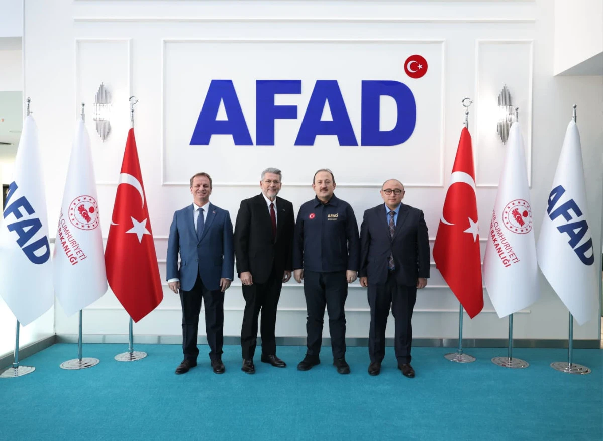 MİLLETVEKİLİ UYSAL, MERSİN&rsquo;İN ELEKTRİK VE SOSYAL G&Uuml;VENLİK TALEPLERİNİ ANKARA&rsquo;YA TAŞIDI