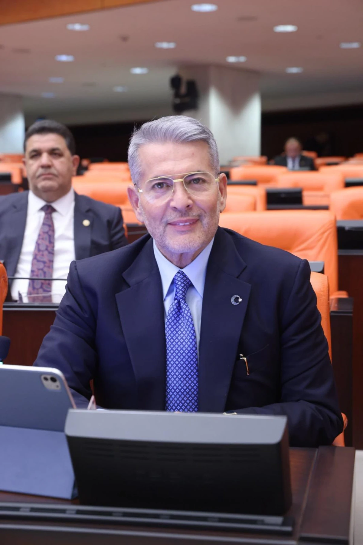 MİLLETVEKİLİ UYSAL: MUZ &Uuml;RETİCİLERİMİZ EMEKLERİNİN KARŞILIĞINI ALMALI