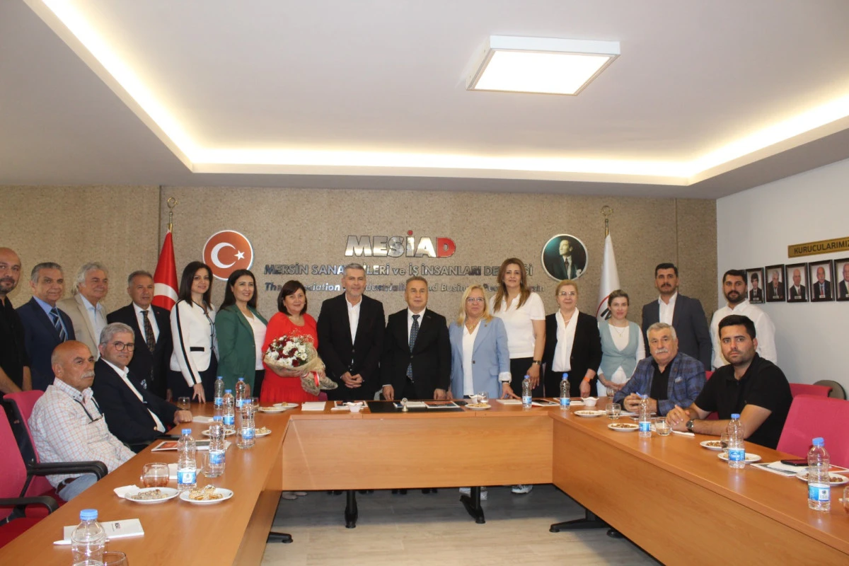 MİLLİYETÇİ HAREKET PARTİSİ MERSİN MİLLETVEKİLİ DR.LEVENT UYSAL MESİAD’A ZİYARETTE BULUNDU