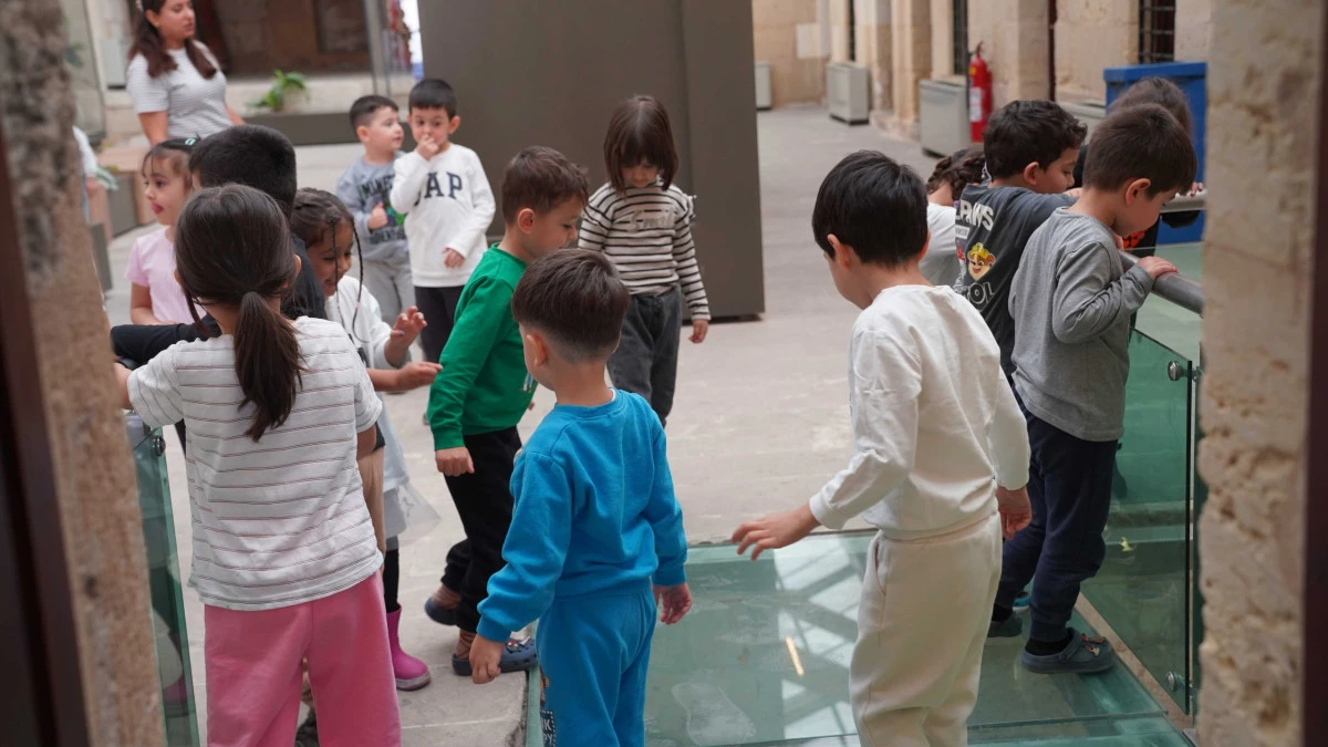 MİNİKLER TARİHLE BULUŞTU: ERGENEKON KREŞİ ÖĞRENCİLERİNDEN KUBAT PAŞA MEDRESESİ ZİYARETİ