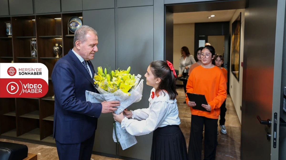 &Ouml;ĞRENCİLER, 23 NİSAN SEVİNCİNİ BAŞKAN SE&Ccedil;ER İLE PAYLAŞTI