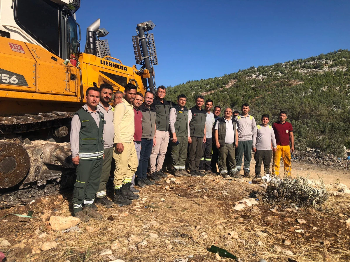 ORMANLARI KORUMAK İÇİN TER DÖKEN ATEŞ SAVAŞÇILARI 