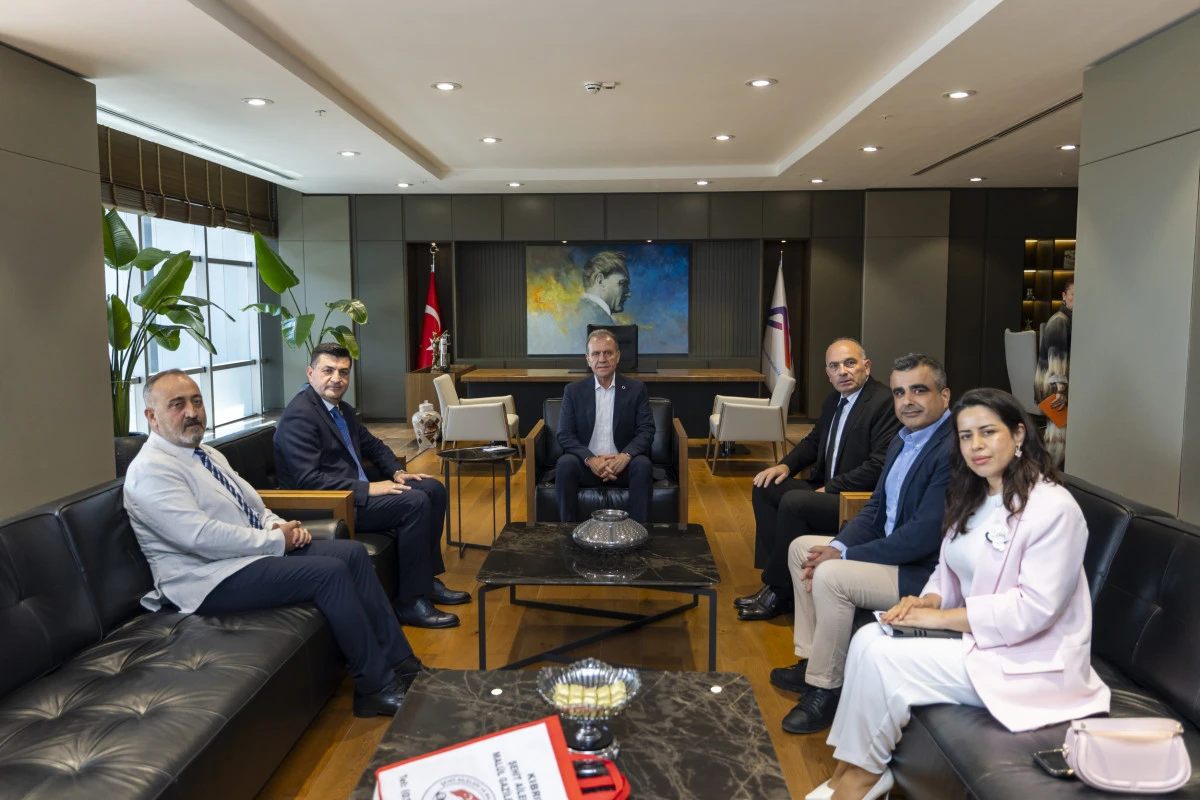 ŞEHİT AİLELERİ VE MALUL GAZİLER DERNEĞİ BAŞKAN SE&Ccedil;ER&rsquo;İ ZİYARET ETTİ