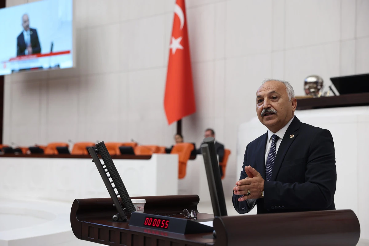 TALAT DİN&Ccedil;ER: &lsquo;EMEKLİYİ &Ccedil;ALIŞMAYA MECBUR BIRAKAN D&Uuml;ZEN CAN ALIYOR&rsquo;