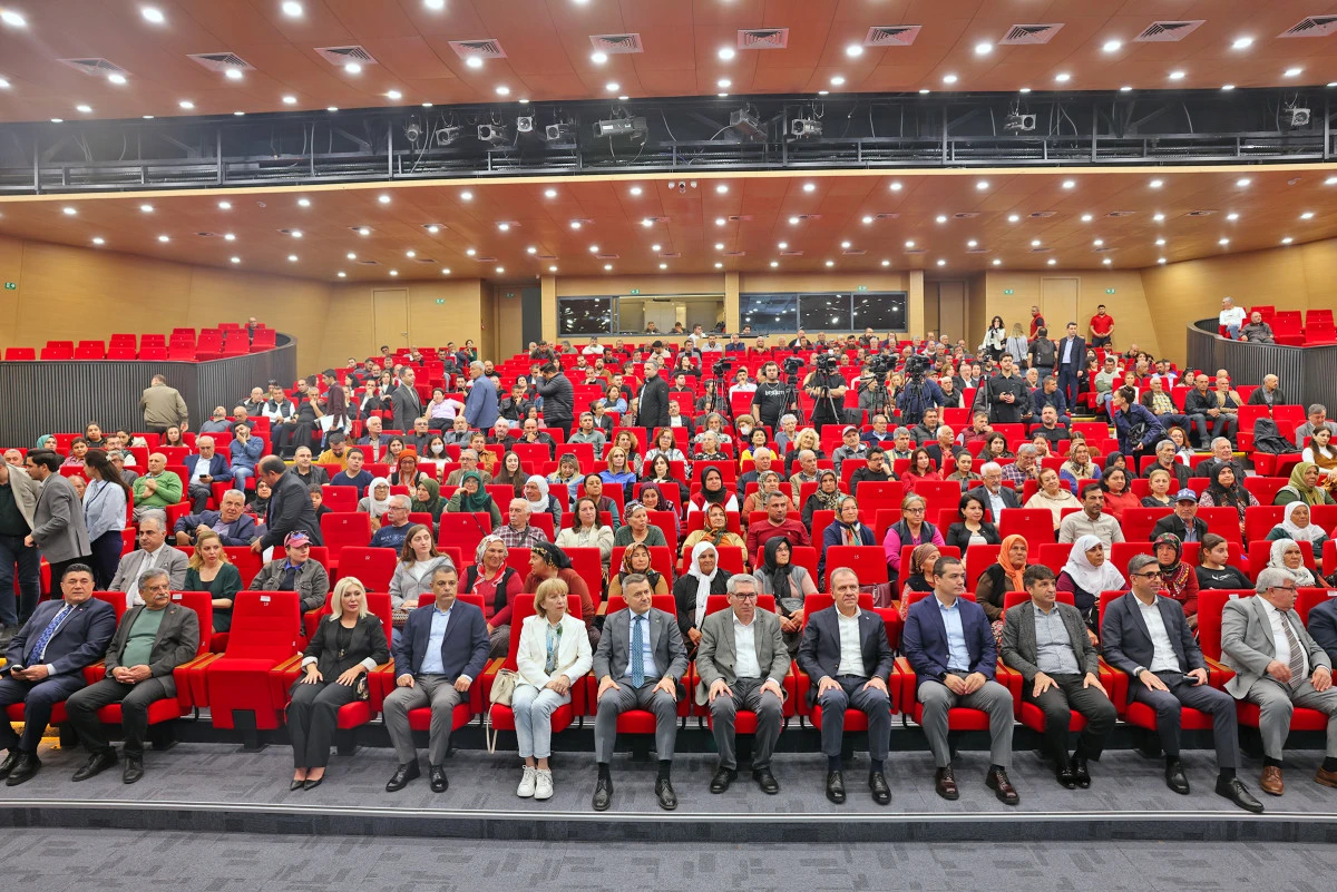 TARIM KONFERANSINDAN ORTAK MESAJ: &lsquo;&Uuml;RETİCİ YALNIZ BIRAKILMAMALI&rsquo;