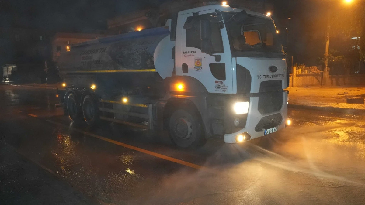 TARSUS BELEDİYESİ EKİPLERİ GECE BOYUNCA TEYAKKUZDAYDI