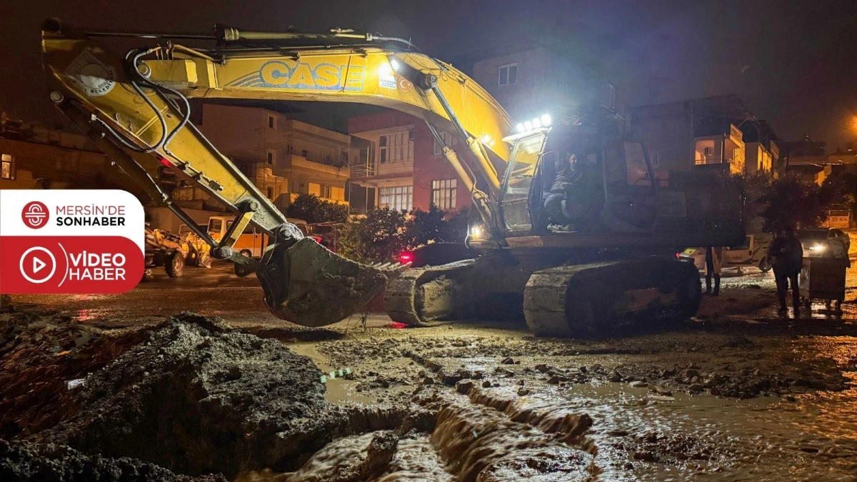 TARSUS BELEDİYESİ YOĞUN YAĞIŞA KARŞI GECE BOYUNCA SAHADAYDI